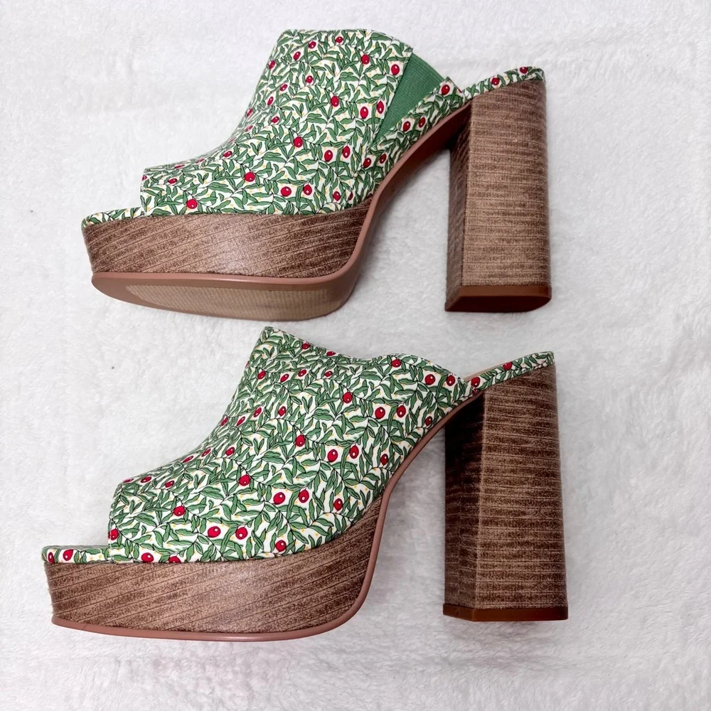 NWT Lisa Vicky Joy Green Botanical Print Platform Mule Clog Heels Size 9